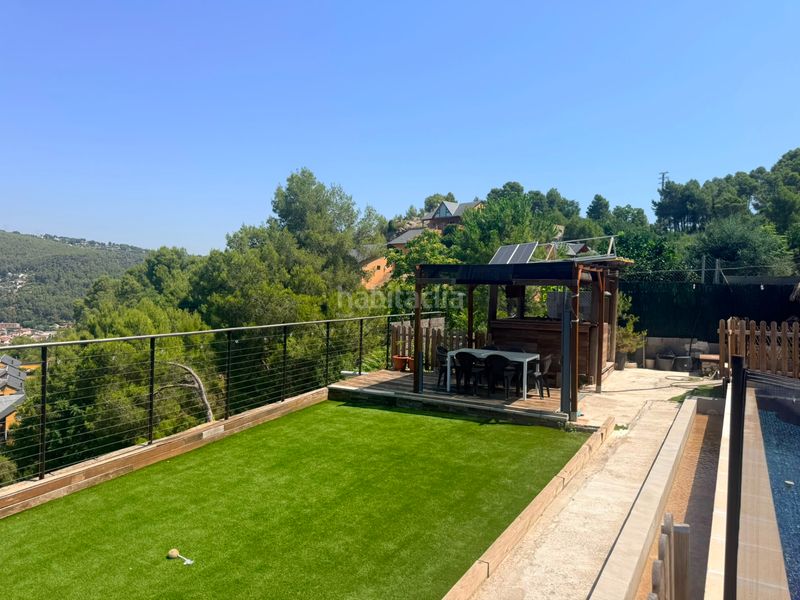 Foto ad8a12a3-08c7-44ed-a585-a43d0052a833. Casa amb xemeneia calefacció aparcament piscina a Vallirana