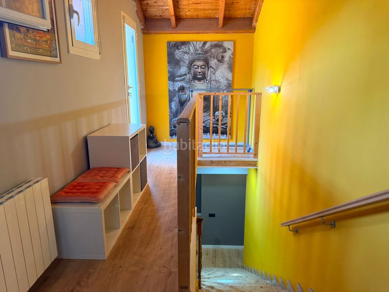 Foto df2730d9-6d84-43b7-b647-a4ce5db1f31d. Casa amb xemeneia calefacció aparcament piscina a Vallirana