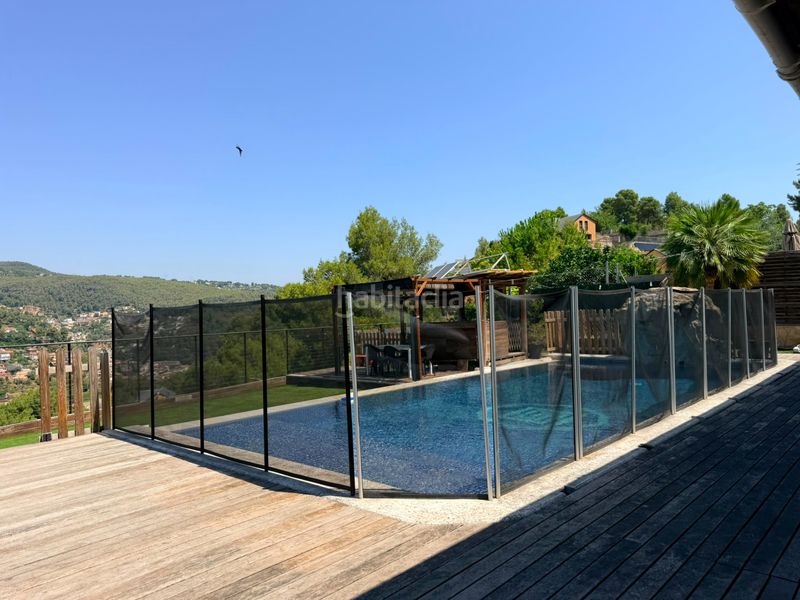 Foto ef637717-088e-442e-ad32-81a9dce377b9. Casa amb xemeneia calefacció aparcament piscina a Vallirana
