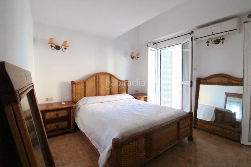 Foto 1c08c219-55f5-41da-8826-f41276c8b685. Dúplex amb xemeneia a Puerto Marina Benalmádena