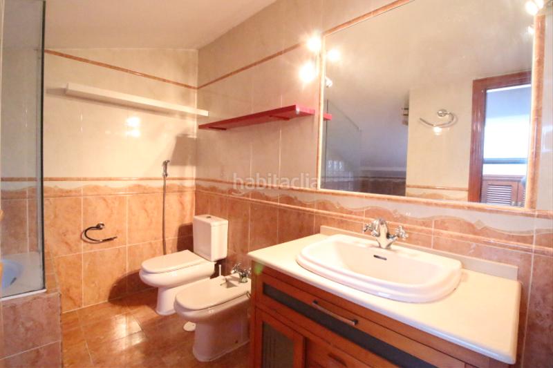 Foto 37c9a4e6-f1c1-45d6-aa45-6e591abebf92. Dúplex amb xemeneia a Puerto Marina Benalmádena