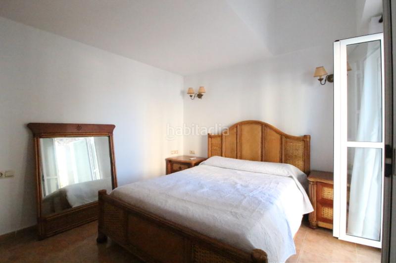 Foto 535666ac-633f-4db7-ad3c-847102bd48aa. Dúplex amb xemeneia a Puerto Marina Benalmádena