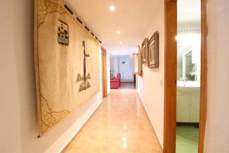 Foto 6100868a-4c26-4f3b-9235-5f837fce4371. Dúplex amb xemeneia a Puerto Marina Benalmádena