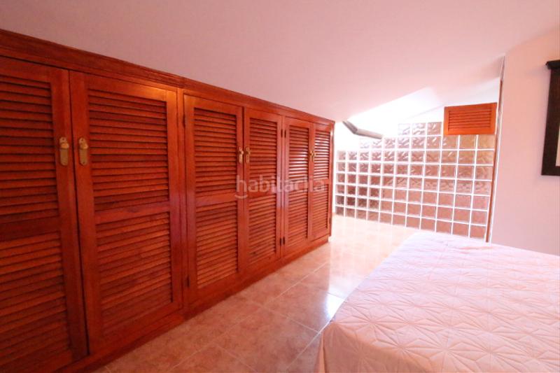 Foto 9899aad0-44a9-418f-8fed-530b3762732c. Dúplex amb xemeneia a Puerto Marina Benalmádena