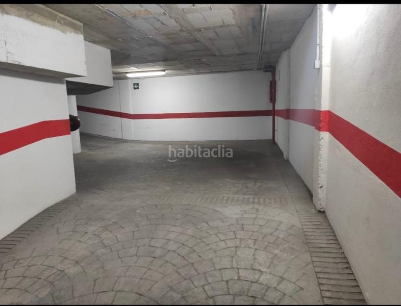 Foto 85d652b8-899c-4f36-ba36-3e19b308baf3. Alquiler parking coche en calle skandia 6 alquiler cochera las salinas en Fuengirola