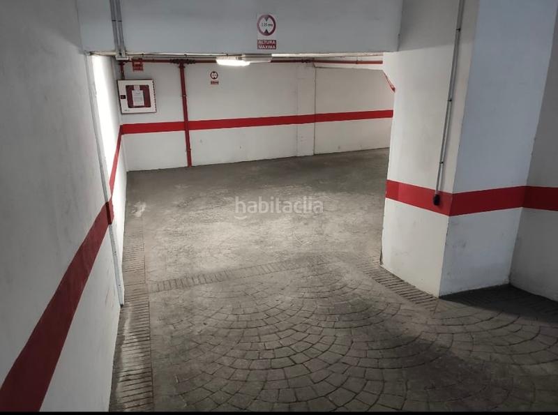 Foto bdc9ff05-28f5-400d-a2be-ffcf901350bb. Lloguer aparcament cotxe a calle skandia 6 a Los Boliches Fuengirola