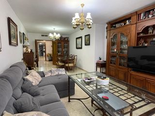 Pis a Centro. Piso en venta junto a plaza de las tendillas