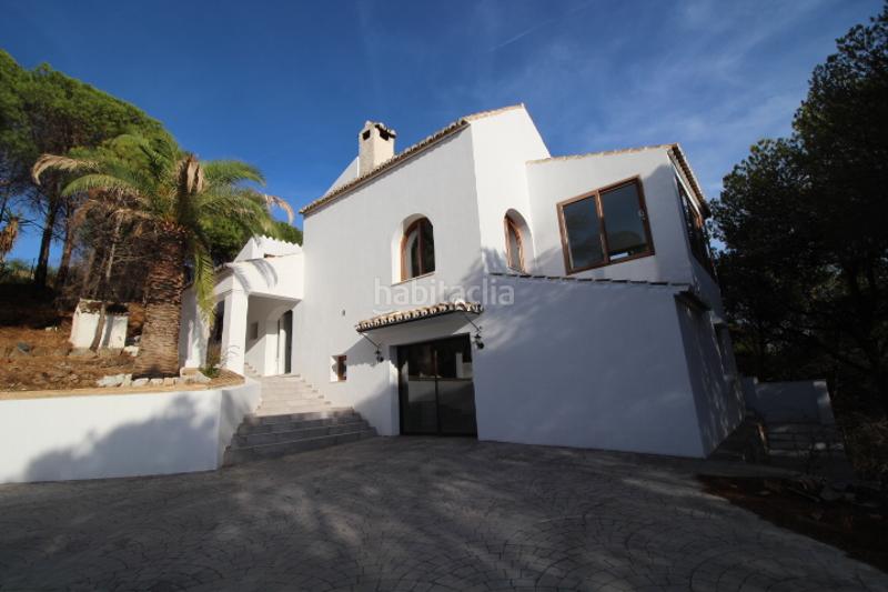 Foto 2f061714-09ba-4adc-8427-28392ec0ca06. Chalet with fireplace parking pool in Valtocado - La Alquería - La Atalaya Mijas