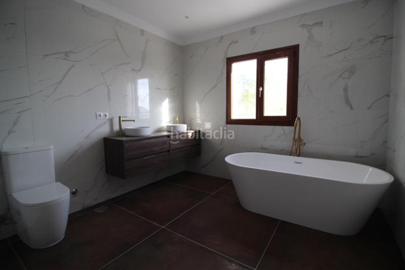 Foto 4d775e52-6eec-4ab6-9a97-a19e9a47edb5. Chalet with fireplace parking pool in Valtocado - La Alquería - La Atalaya Mijas