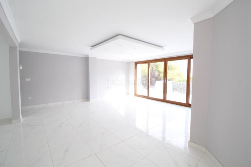 Foto 58cfa09a-06c0-48d6-88cf-5b513e465c25. Chalet with fireplace parking pool in Valtocado - La Alquería - La Atalaya Mijas