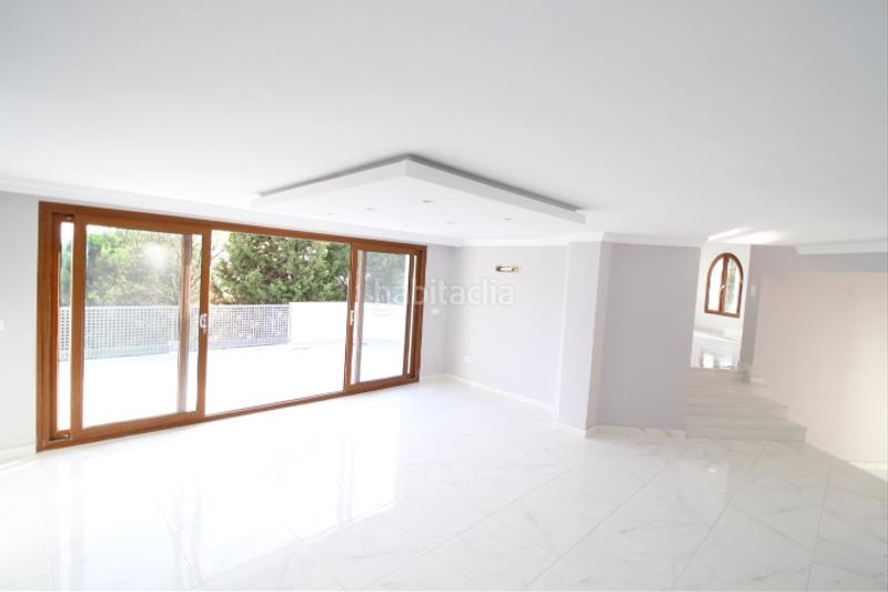 Foto efec3273-c671-44b4-abc3-96cf2d132776. Chalet with fireplace parking pool in Valtocado - La Alquería - La Atalaya Mijas