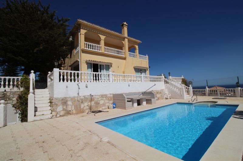 Foto eb151018-6753-4dc4-bb7e-e9a156699cb6. Chalet casa independiente en venta en Torreblanca del Sol en Fuengirola