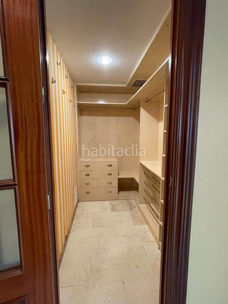 Foto e444a141-5a68-4404-837f-55b45d9ec562. Piso  en avenida de medina azahara en Ciudad Jardín - Zoco Córdoba