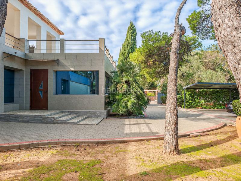 Foto 98a3d836-9698-4632-8c5a-6ac274706a9a. Chalet en carrer fènix en Las Rotas / Les Rotes Dénia