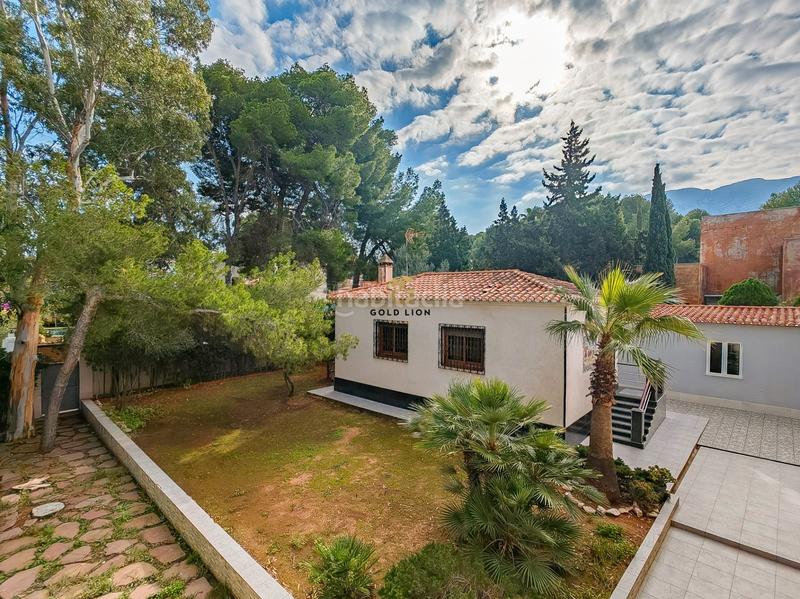 Foto f1d79054-7552-474b-92f0-654ef4d02d78. Chalet in carrer fènix in Las Rotas / Les Rotes Dénia