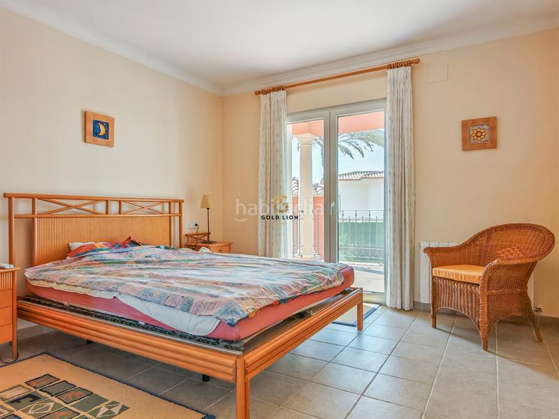 Foto cdd4badd-de9a-4c16-9528-b44fb79d32b4. Chalet in calle murta in El Montgó Dénia