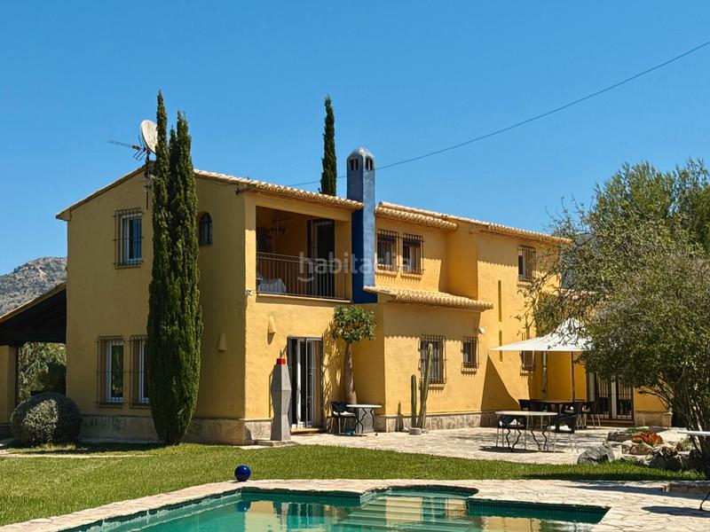 Foto ce26c4b6-076c-4b48-b212-47acfd8cf635. Chalet in carrer de dalt in Jesús Pobre Dénia