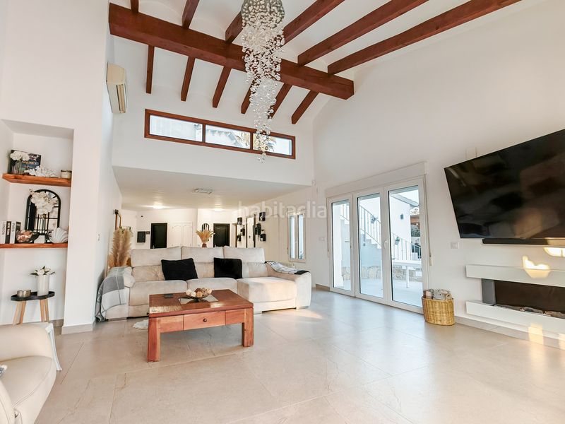 Foto 3e69cccb-4e58-4233-a1b6-a74a2f8a62a6. Chalet en avinguda de l'oest en La Xara-La Sella Dénia