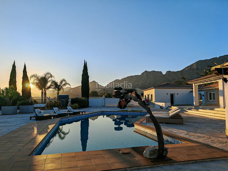 Foto f3da1b77-6e11-4a7f-bebf-80988e87a70c. Chalet en avinguda de l'oest en La Xara-La Sella Dénia