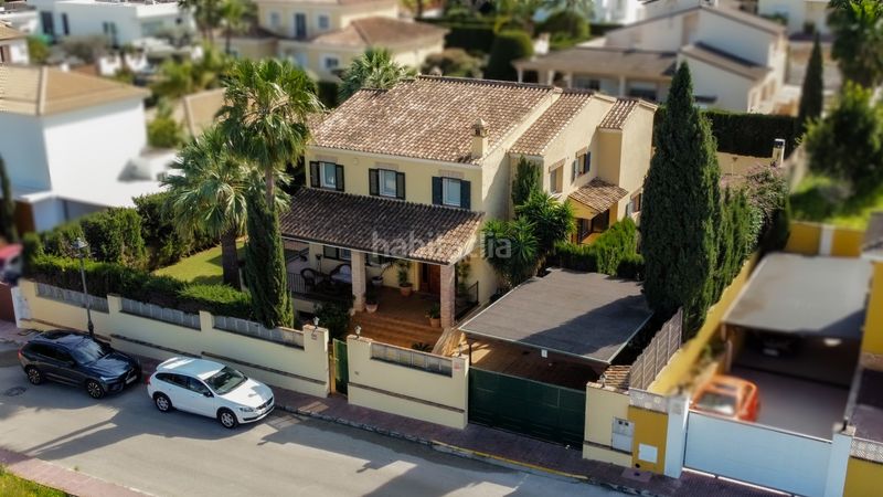 Foto 0d1bdecc-b4c7-43fa-8703-752d30e2f123. Chalet dans carrer metge manuel vallalta dans La Pedrera-Vessanes Dénia