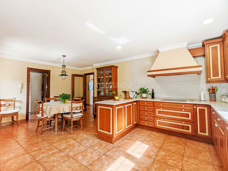 Foto f4397275-5aaa-49ba-92b5-a2e7bf611ef3. Chalet dans carrer metge manuel vallalta dans La Pedrera-Vessanes Dénia