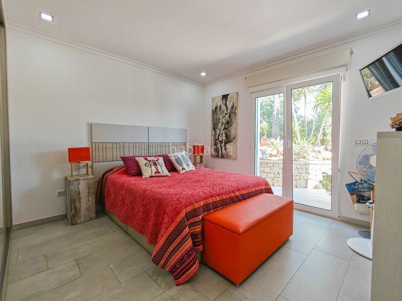 Foto df02a1a4-1567-4440-b391-1d408e3b2edb. Chalet en calle tritó en Las Rotas / Les Rotes Dénia