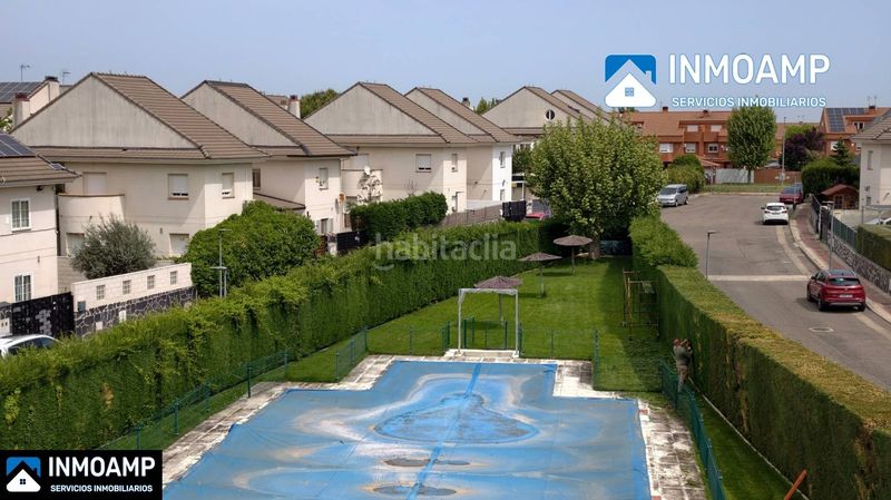 Foto 3bd0e562-9df6-4739-89bf-28fa2bccb18e. Casa aparellada amb calefacció aparcament piscina a Illescas
