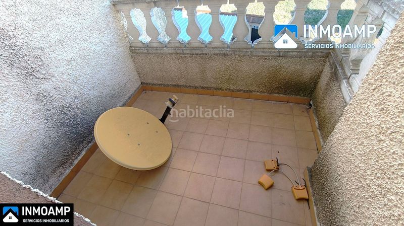 Foto 359f6960-64c9-441e-95b7-87e696baa632. Casa aparellada amb aparcament a Carranque