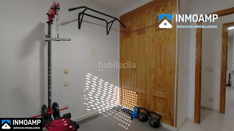 Foto 5b138e67-532e-4a57-8205-2d3dd643eba8. Casa aparellada amb aparcament a Carranque