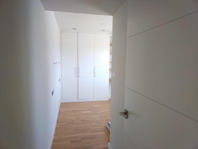 Foto 059c1878-6624-48cf-b873-ff6fd5a8055a. Chalet mit heizung parking pool in La Cala del Moral Rincón de la Victoria