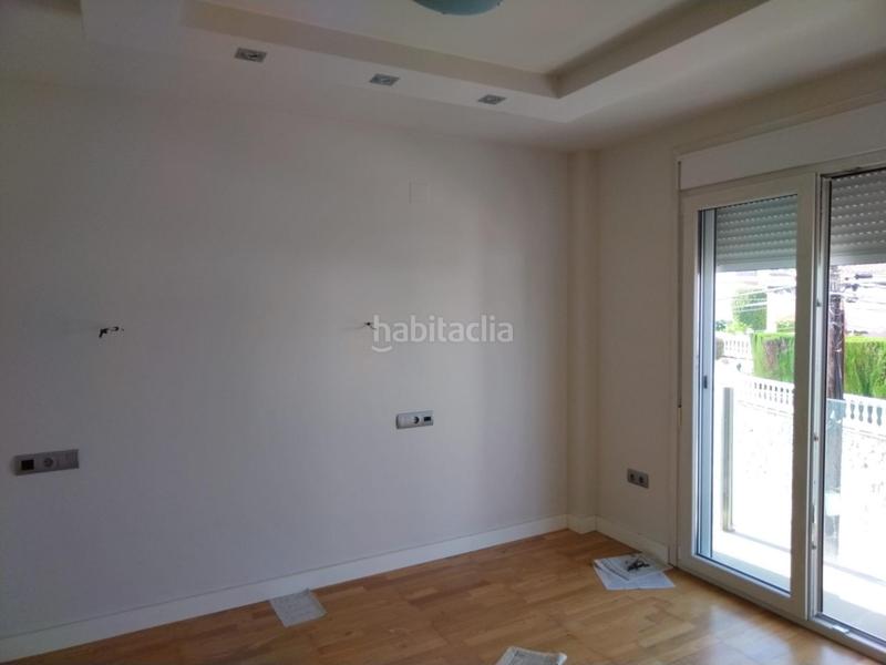 Foto bc6b3414-a616-4cc5-9ac1-c6f56bc59f0f. Chalet mit heizung parking pool in La Cala del Moral Rincón de la Victoria