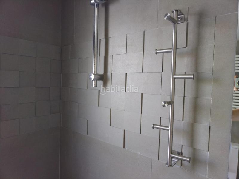 Foto d88c2bea-beda-4f1c-a54c-fcdcb53d05f2. Chalet mit heizung parking pool in La Cala del Moral Rincón de la Victoria