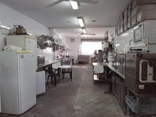 Local commercial  Calle bolivia. Excelente local en pedregalejo,