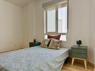 Studio  Calle de sebastián de eslava. Estudio moderno en málaga, ideal para inversión.