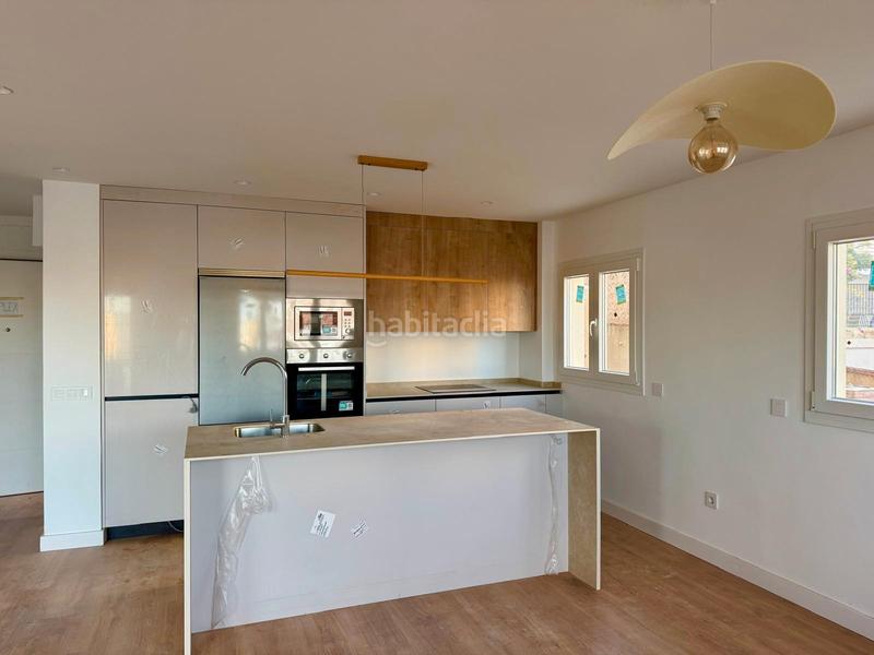 Foto e97a86af-bd9e-40b7-bb31-9ca4c767f89c. Penthouse with parking pool in Montemar Torremolinos