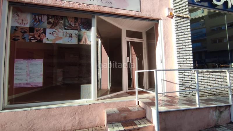Foto 8d6a1c32-b3cc-4809-8f43-6e5a2126753b. Alquiler local comercial amplio local comercial en el corazón en Málaga
