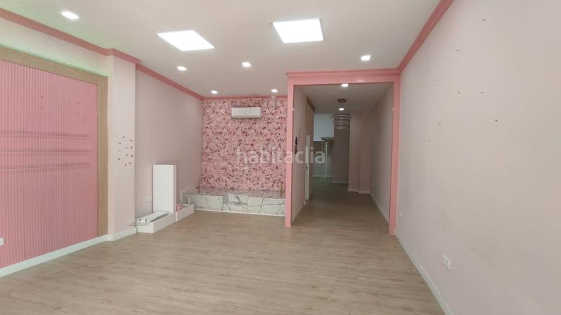Foto 51ee9e24-09ca-4f43-bc50-1e8b679c01d1. Rent business premise in Carranque - Haza Cuevas Málaga