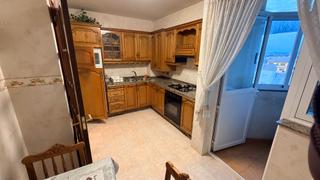 Affitto Appartamento  Rúa da liberdade. Piso de 3 habitaciones, céntrico