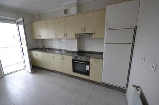 Lloguer Pis  R�a azalea. Piso sin muebles de 3 habitaciones