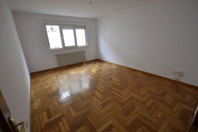 Foto 238dda97-6448-46f2-b6c0-62330739700f. Lloguer pis amb calefacció aparcament a Residencia - Abella Lugo