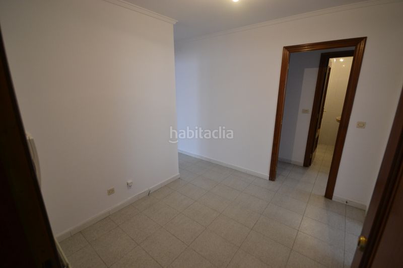 Foto 26b259d0-60ff-489a-b25b-37adccab73f6. Lloguer pis amb calefacció aparcament a Residencia - Abella Lugo