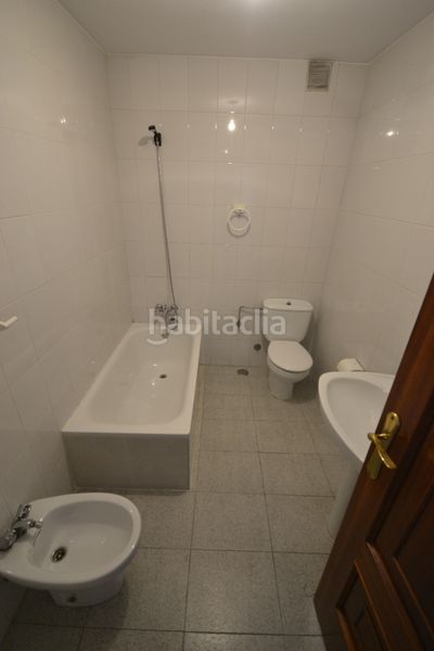 Foto 86268f05-10d3-46c8-90a8-ffffe6dfefcb. Lloguer pis amb calefacció aparcament a Residencia - Abella Lugo