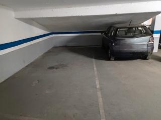 Lloguer Aparcament cotxe  Plaça de molina. Parking doble