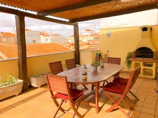 Lloguer Àtic  Calle tetuán. (disponible próximamente) ático  en el centro con gran terraza