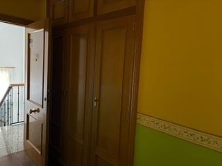 Ático en Travesía de torres 4. Piso/ático céntrico en venta en calle travesía torres por solo 6