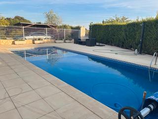 Xalet a Carretera provencio 6. Se vende o alquila chalet nuevo a solo 4 km de villarrobledo