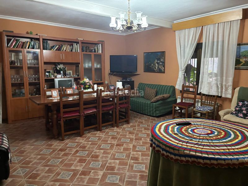 Foto 15750ecc-8bb8-41aa-9d2c-71c3a5a769be. Rent chalet in carretera de las mesas 5 in Villarrobledo