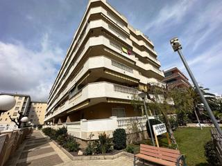 Dúplex a Carrer de marcos redondo 18. La pineda – bonito dúplex – 2 habitaciones – solárium – piscina