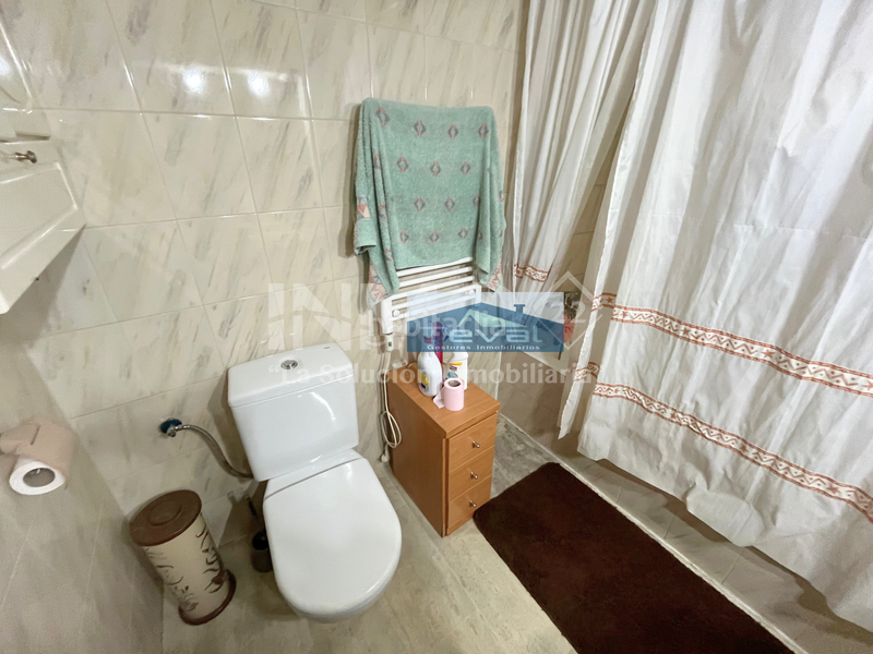 Foto dbe5fc8a-649f-400d-be5c-453718b40a9c. Xalet a calle llibertat 14 a Poble Mont-roig del Camp