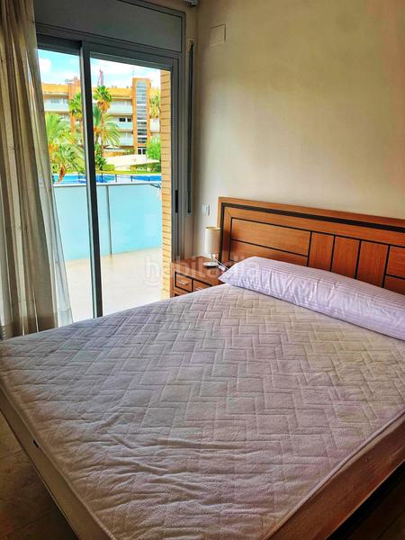 Foto d3c3d38b-bd89-49f9-ac8a-f7ab9cb8ff90. Pis amb aparcament piscina a Centre Salou